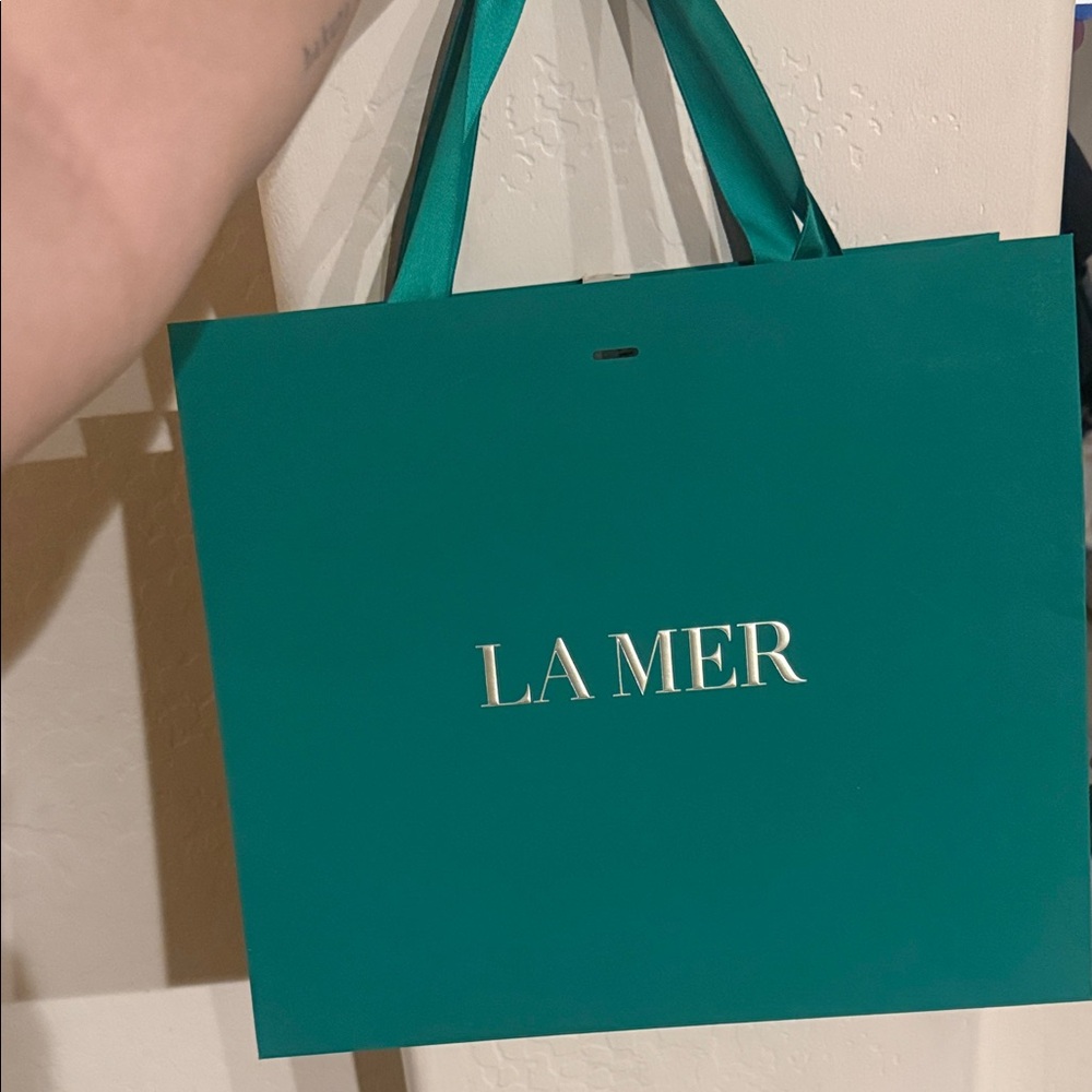 Large La Mer Teal Gift Bag with Silver Logo & Small Chanel shopping bag.